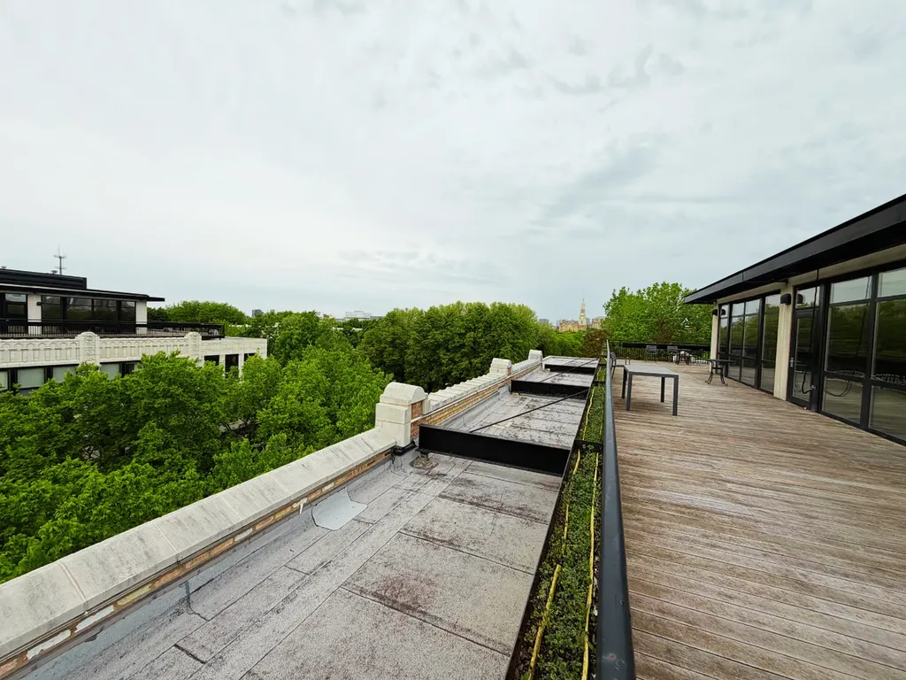 1069 West 14th Place Chicago IL 60608