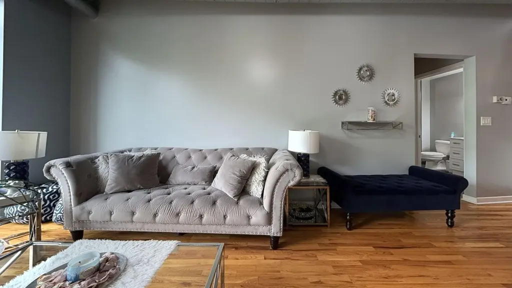 1069 West 14th Place Chicago IL 60608