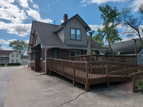 417 North Hough Street Barrington IL 60010