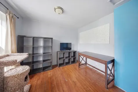 327 Silver Street Elgin IL 60123