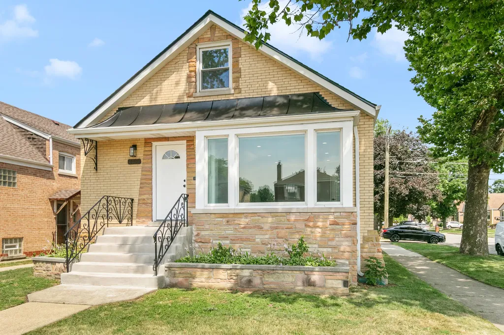 2263 South 14th Avenue North Riverside IL 60546
