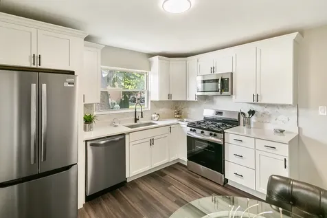 2263 South 14th Avenue North Riverside IL 60546