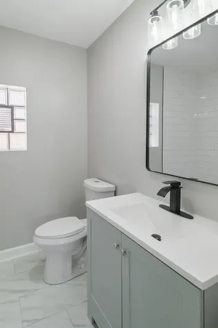 2263 South 14th Avenue North Riverside IL 60546