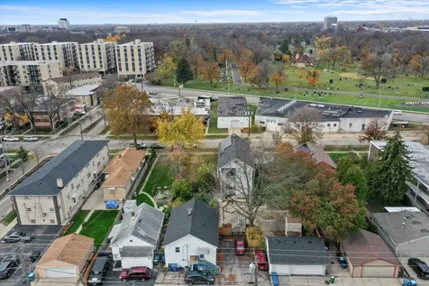 940 Troost Avenue Forest Park IL 60130
