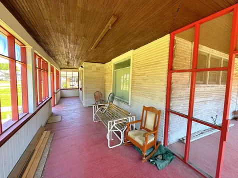 319 South Monroe Street Streator IL 61364