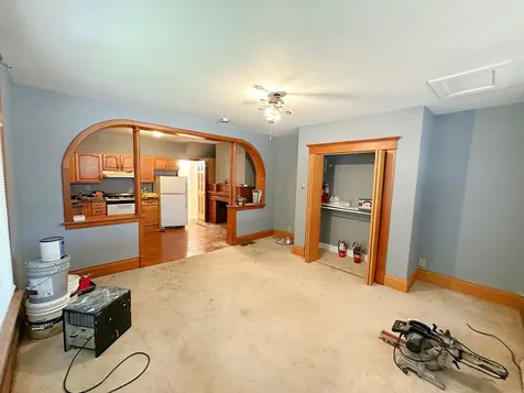 319 South Monroe Street Streator IL 61364