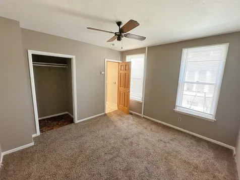 319 South Monroe Street Streator IL 61364