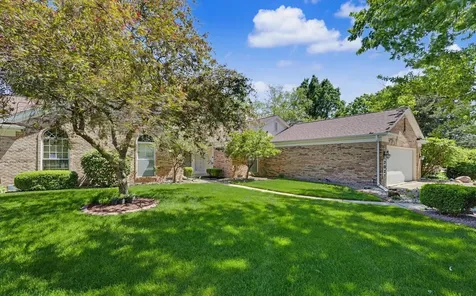2032 Bentbrook Drive Champaign IL 61822