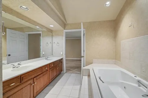 2032 Bentbrook Drive Champaign IL 61822