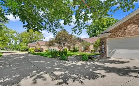 2032 Bentbrook Drive Champaign IL 61822