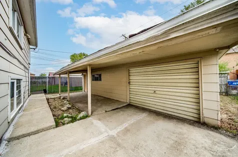 399 Oglesby Avenue Calumet City IL 60409