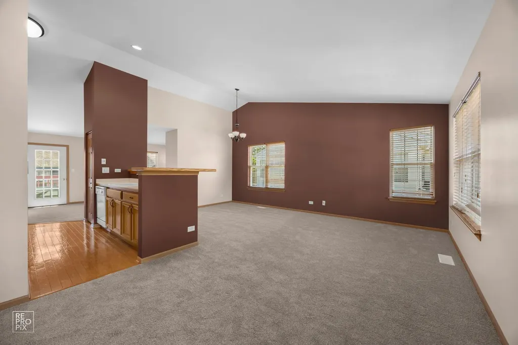 2532 Golf Ridge Circle Naperville IL 60563