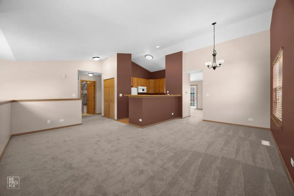 2532 Golf Ridge Circle Naperville IL 60563