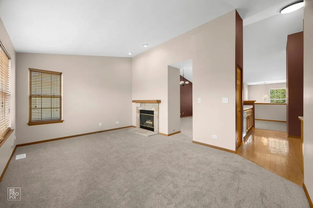 2532 Golf Ridge Circle Naperville IL 60563