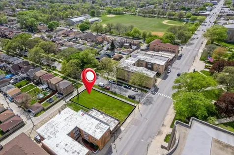 2135 East 87th Street Chicago IL 60617