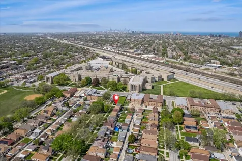 2135 East 87th Street Chicago IL 60617