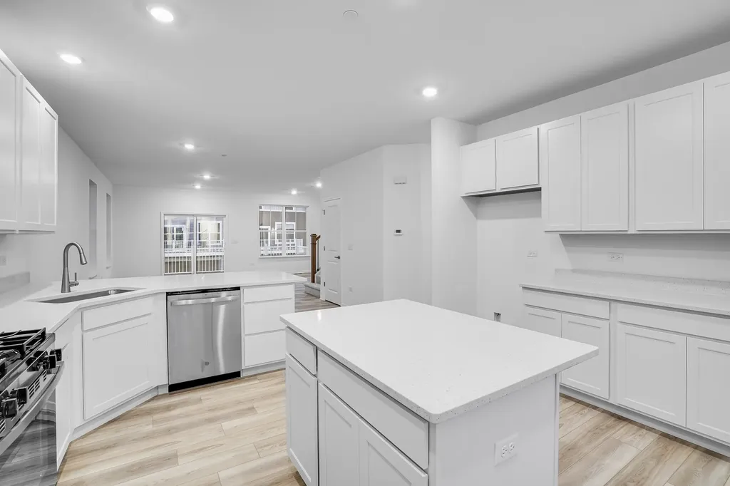 12334 Tinsley Street Huntley IL 60142