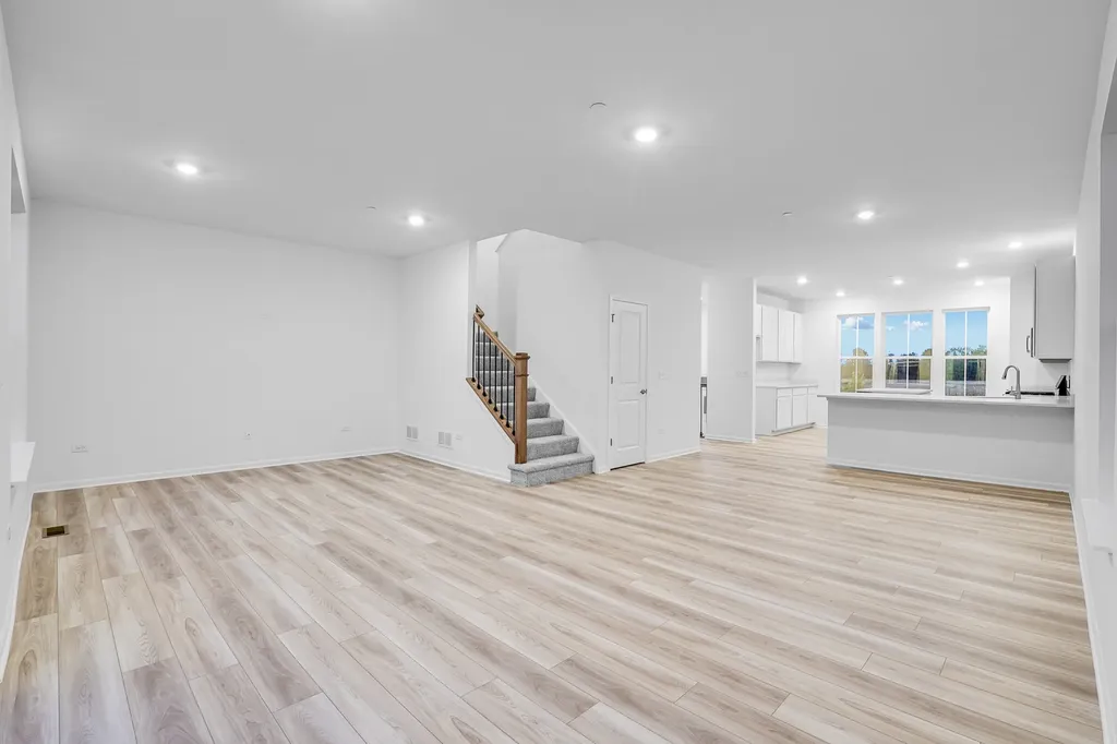 12334 Tinsley Street Huntley IL 60142