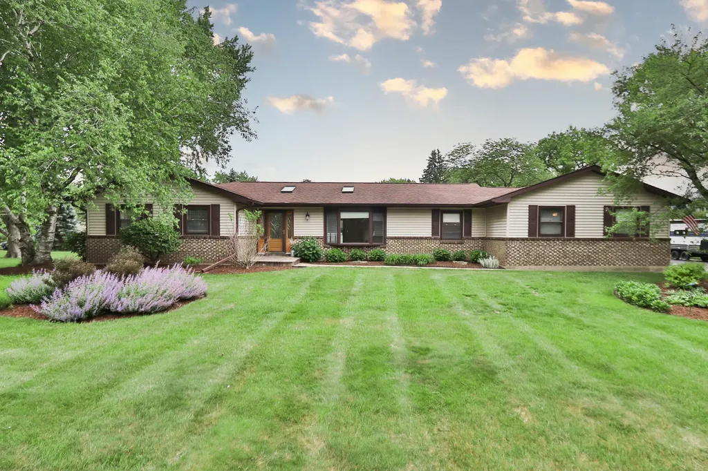 5019 Burman Drive Crystal Lake IL 60014