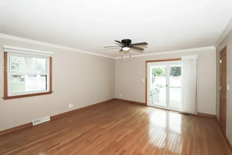 5019 Burman Drive Crystal Lake IL 60014