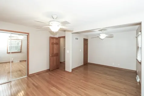 5019 Burman Drive Crystal Lake IL 60014