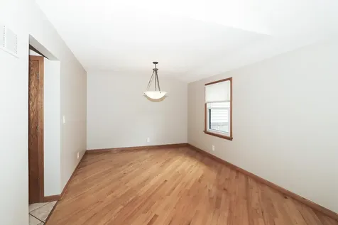 5019 Burman Drive Crystal Lake IL 60014