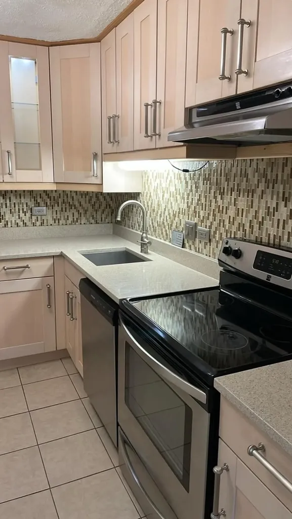 1015 Casa Drive Schaumburg IL 60173