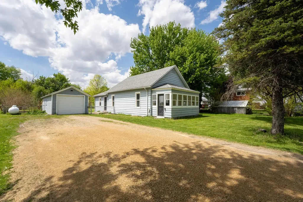 106 North School Street Chana IL 61015