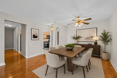 2100 Valencia Drive Northbrook IL 60062