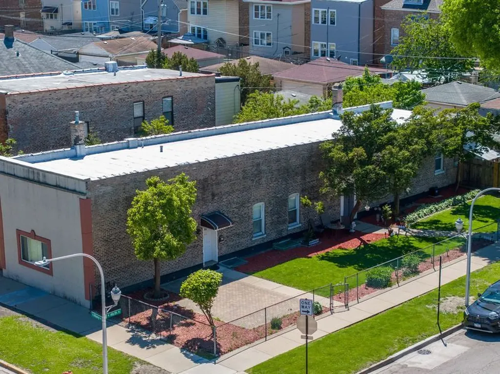 4602 South Albany Avenue Chicago IL 60632