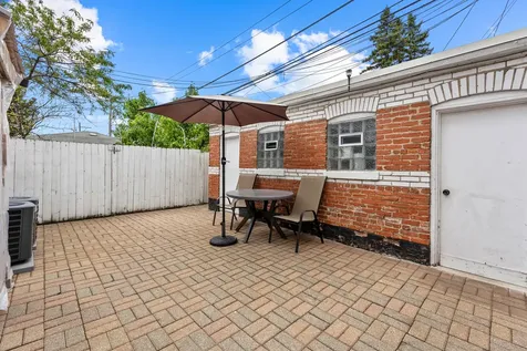 4602 South Albany Avenue Chicago IL 60632