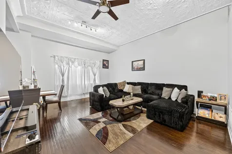 4602 South Albany Avenue Chicago IL 60632