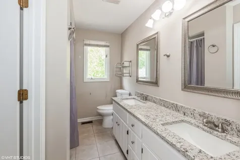 98 Quail Hollow Court Naperville IL 60540