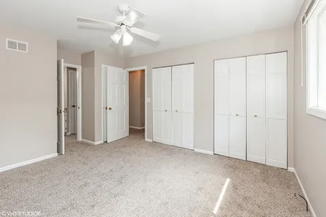 98 Quail Hollow Court Naperville IL 60540