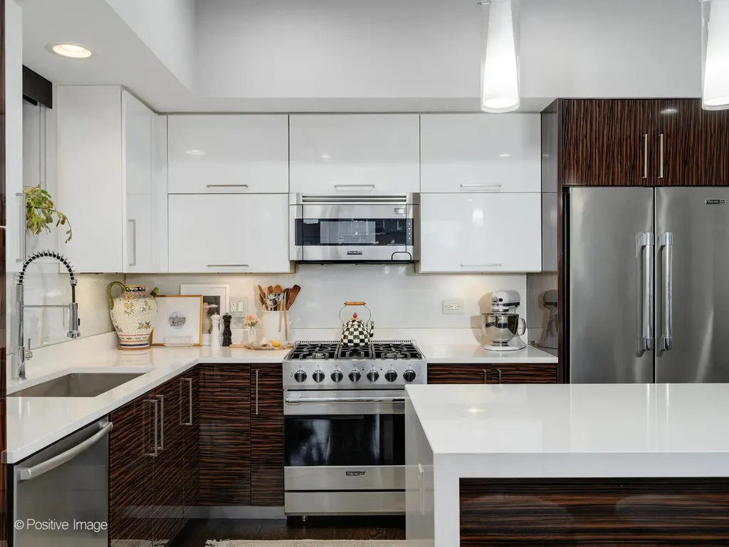 1446 West Cortez Avenue Chicago IL 60642