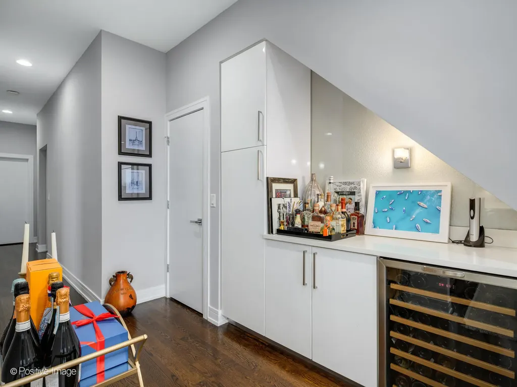 1446 West Cortez Avenue Chicago IL 60642