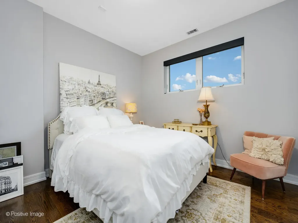 1446 West Cortez Avenue Chicago IL 60642