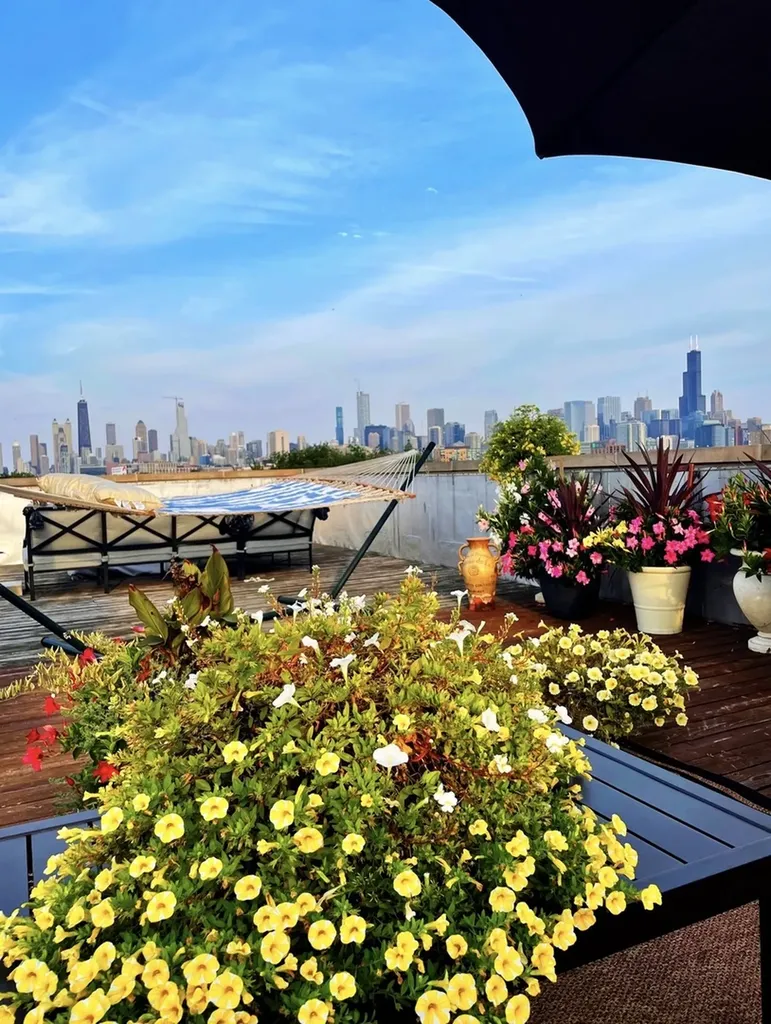 1446 West Cortez Avenue Chicago IL 60642