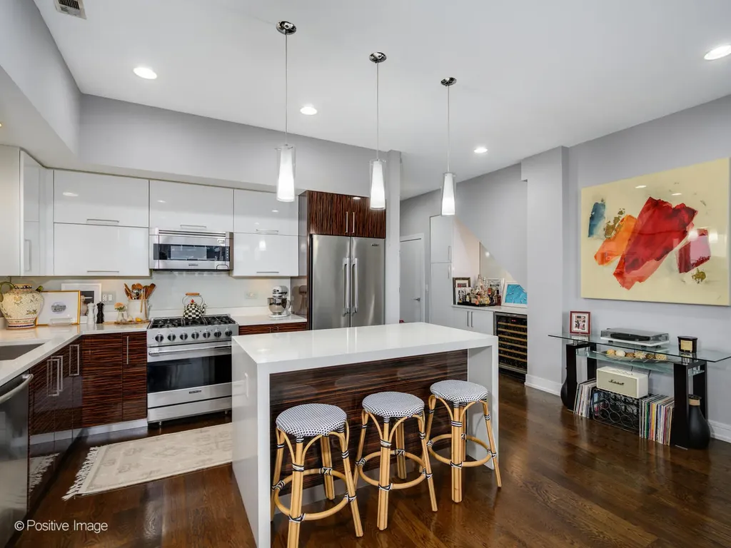 1446 West Cortez Avenue Chicago IL 60642