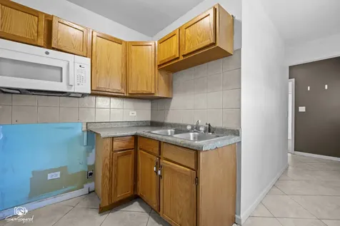 103 East Saint Marys Street Minooka IL 60447