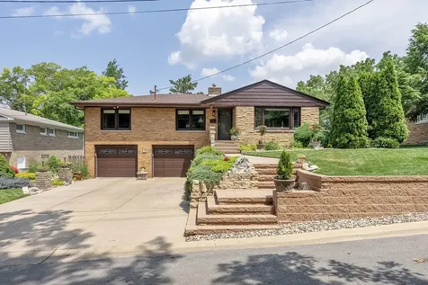 615 20TH Avenue Court East Moline IL 61244