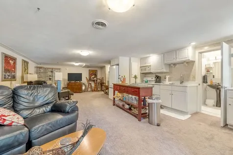 615 20TH Avenue Court East Moline IL 61244
