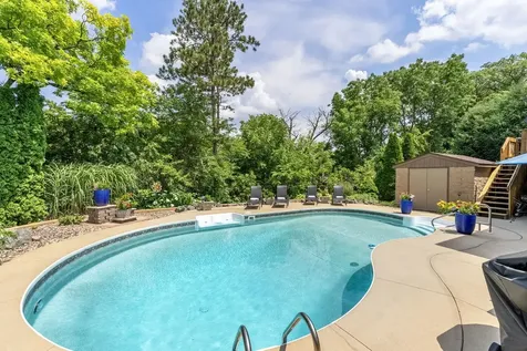 615 20TH Avenue Court East Moline IL 61244