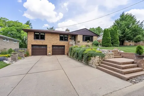 615 20TH Avenue Court East Moline IL 61244