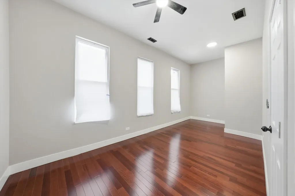 7017 South Normal Boulevard Chicago IL 60621