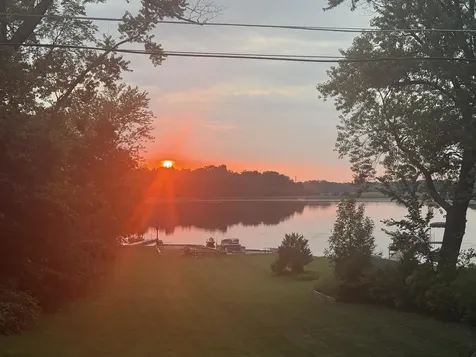 21990 West 6th Street Lake Villa IL 60046