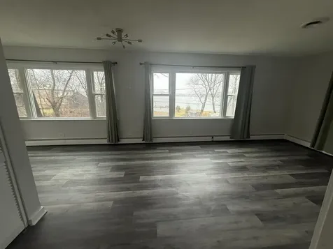 21990 West 6th Street Lake Villa IL 60046