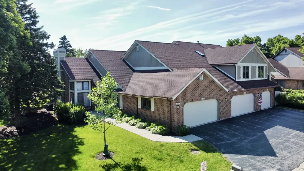 13339 South Oak Hills Parkway Palos Heights IL 60463
