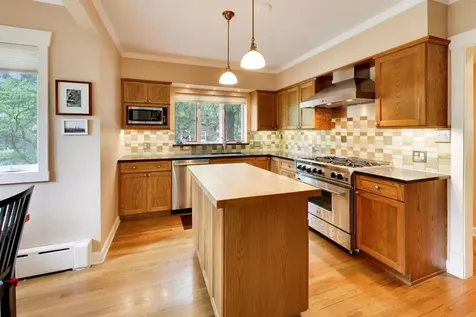 2624 Thayer Street Evanston IL 60201