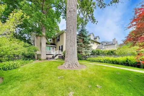 2624 Thayer Street Evanston IL 60201